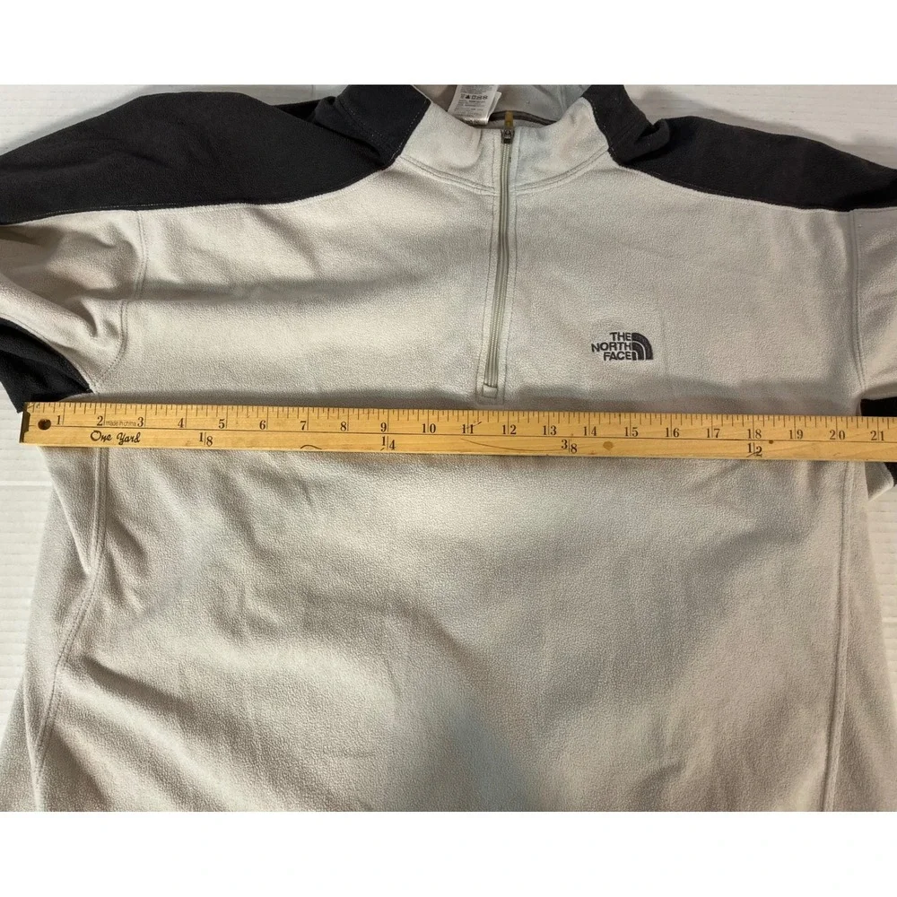 The North Face Fleece Pullover Mens Medium Cream Black Quarter Zip A436